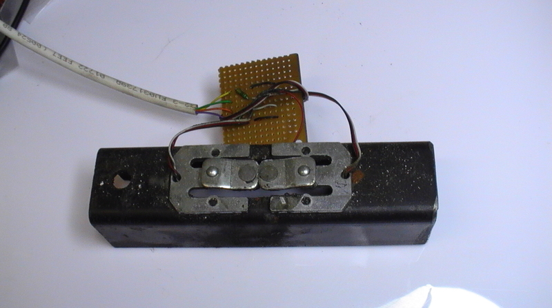 Load cell mounting